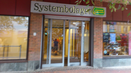 D&auml;r alla g&aring;r f&ouml;r och fylla p&aring; sina alko f&ouml;r&aring;d
